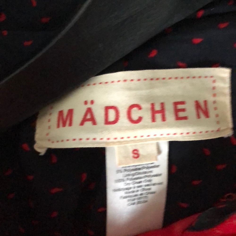 Red jacket - Picture 3 of 4